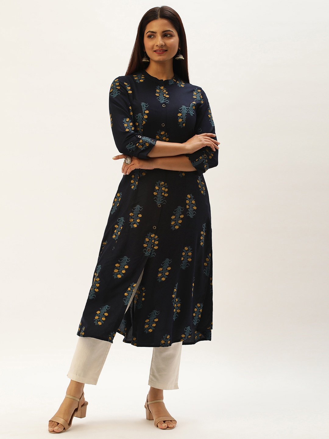 

AMUKTI Women Floral Printed A-Line Kurta, Blue