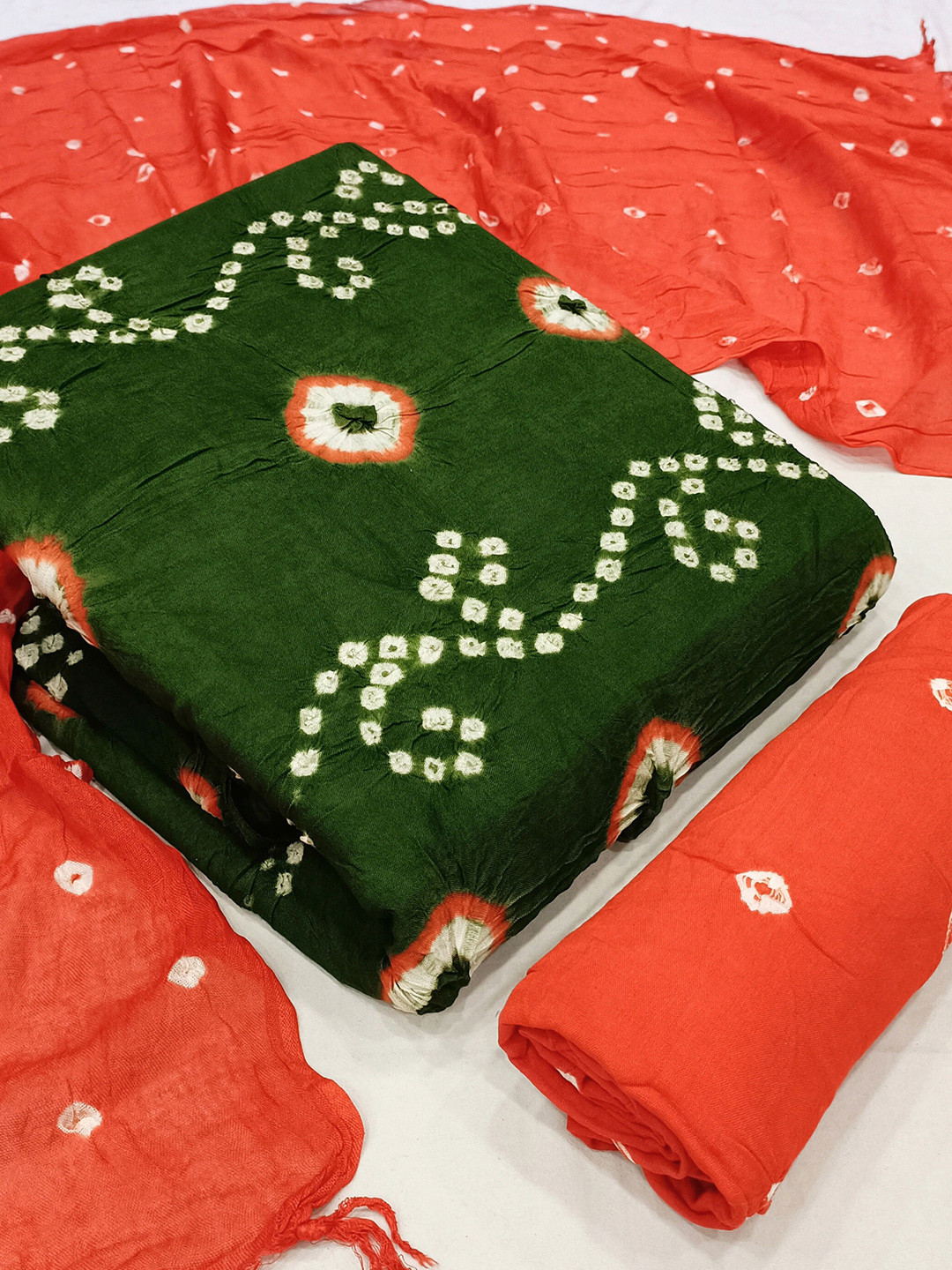 

KALINI Bandhani Printed Unstitched Dress Material, Green