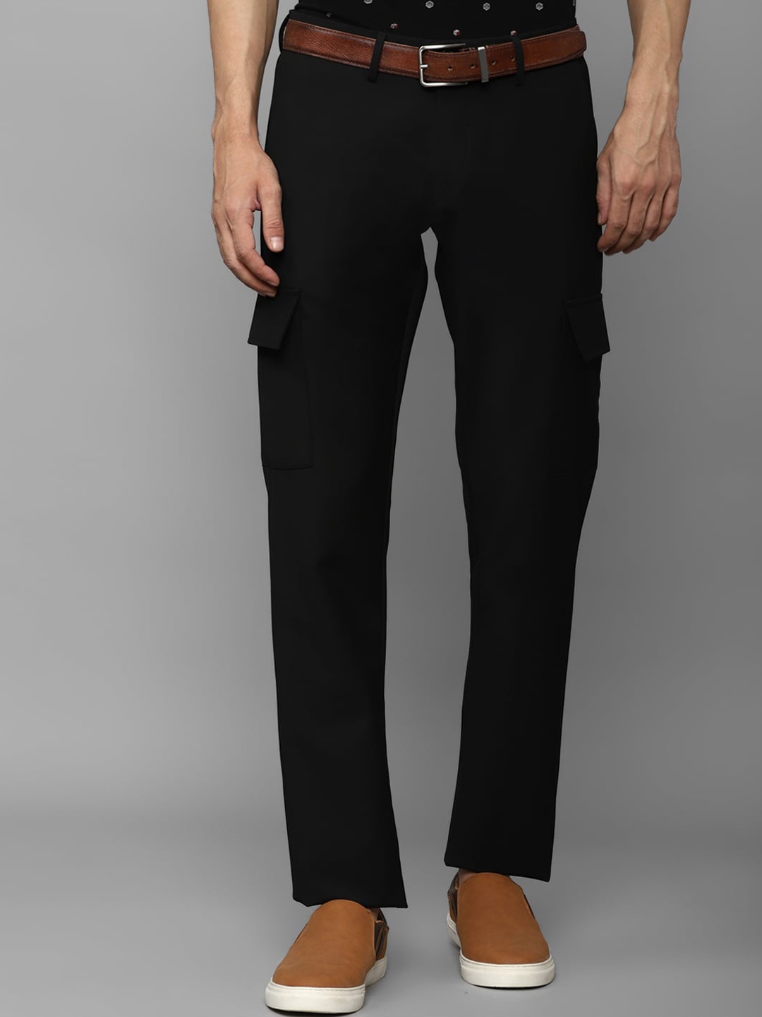 

Allen Solly Men Mid Rise Slim Fit Cargo Trousers, Black