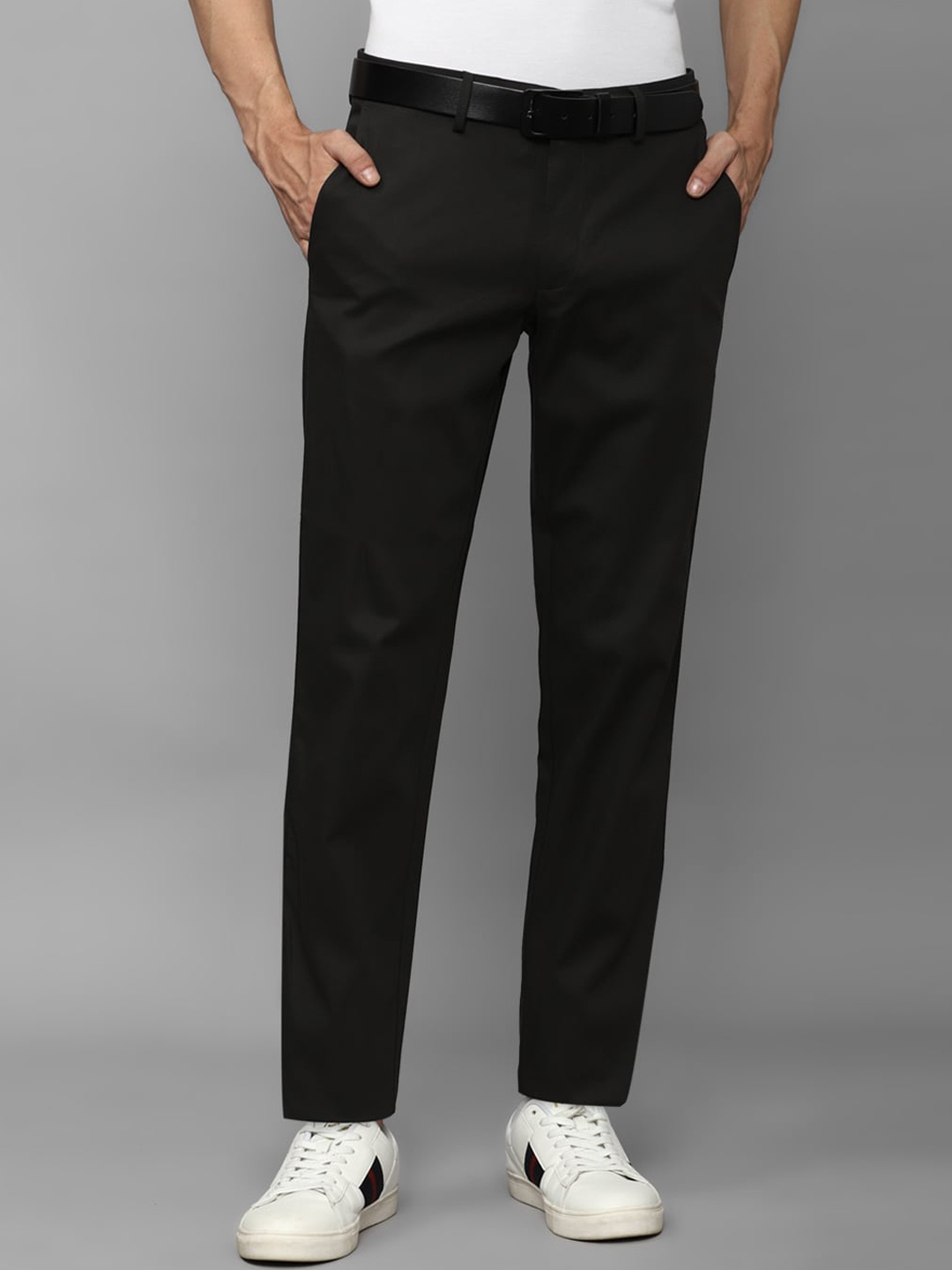 

Louis Philippe Sport Solid Regular Fit Mid-Rise Formal Trousers, Black