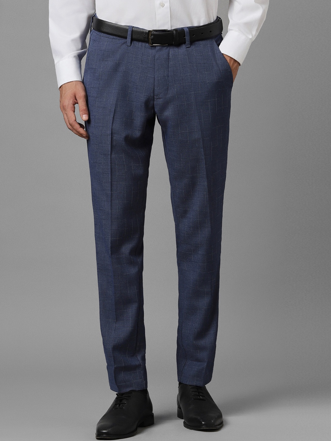 

Louis Philippe Sport Men Mid-Rise Slim Fit Trousers, Navy blue