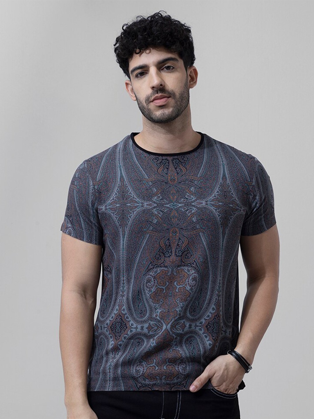 

Snitch Paisley Printed Round Neck T-shirt, Grey