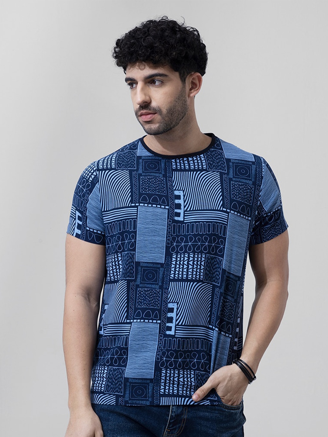 

Snitch Blue Geometric Printed Knitted T-Shirt