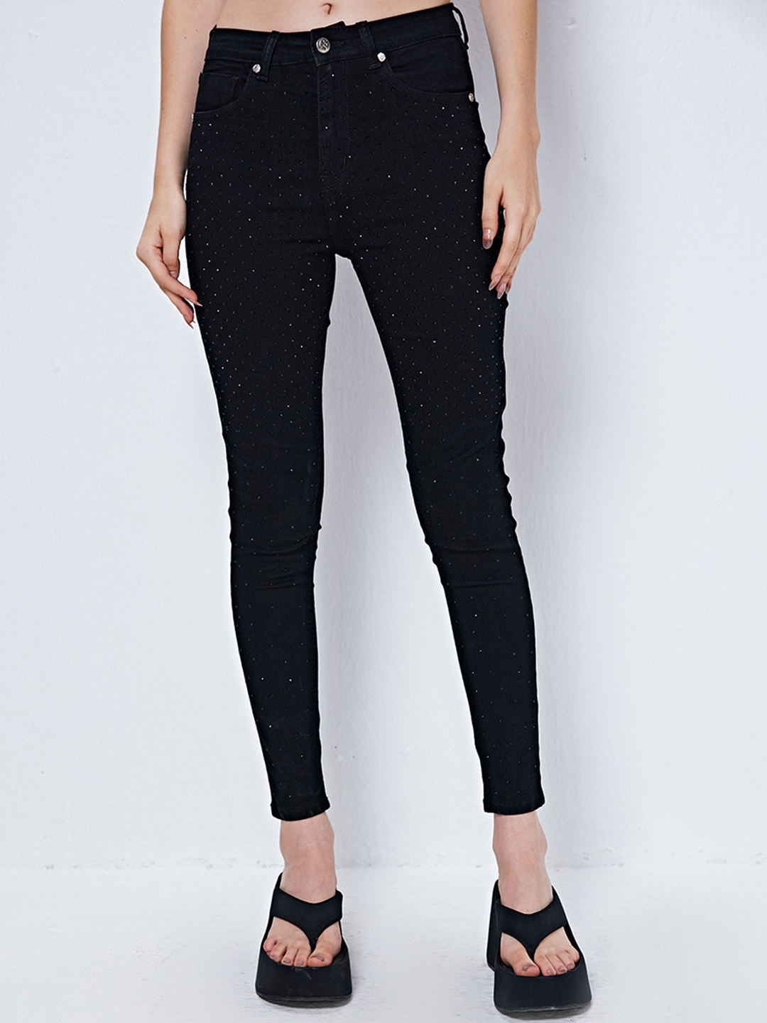 

COVER STORY Women Black Skinny Fit Embellished Clean Look Stretchable Jeans