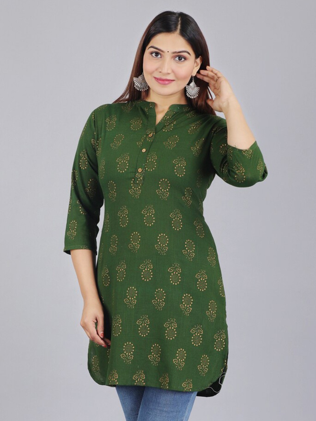 

KALINI Floral Printed Mandarin Collar Pure Cotton Pathani Kurti, Green