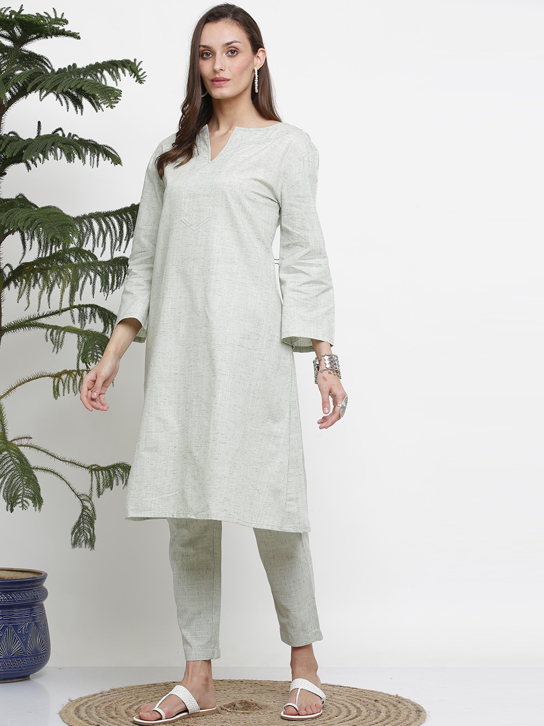

KAANCHIE NANGGIA Cotton Kurta with Trousers, Grey