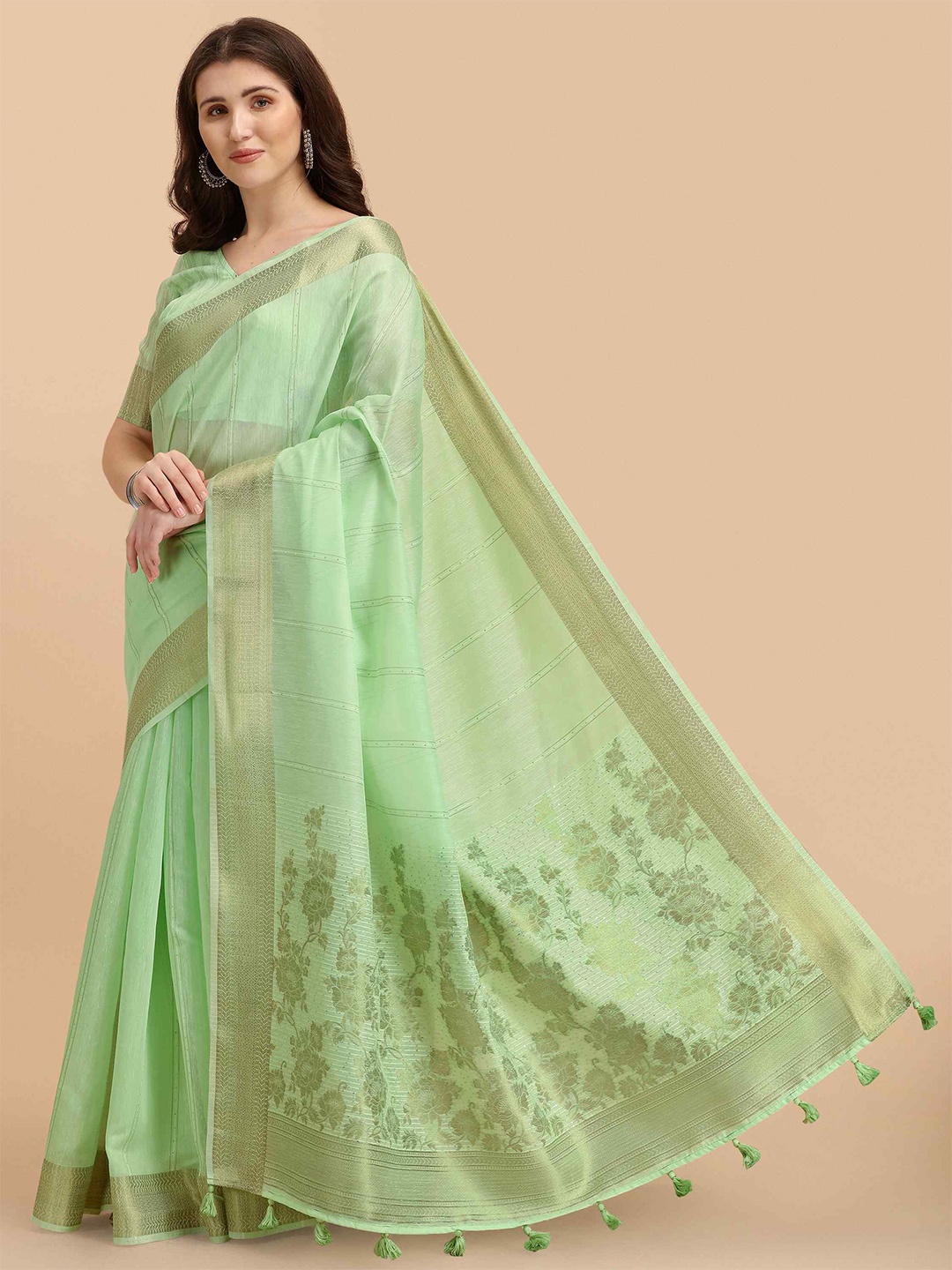 

elora Striped Embellished Zari Bhagalpuri Saree, Green