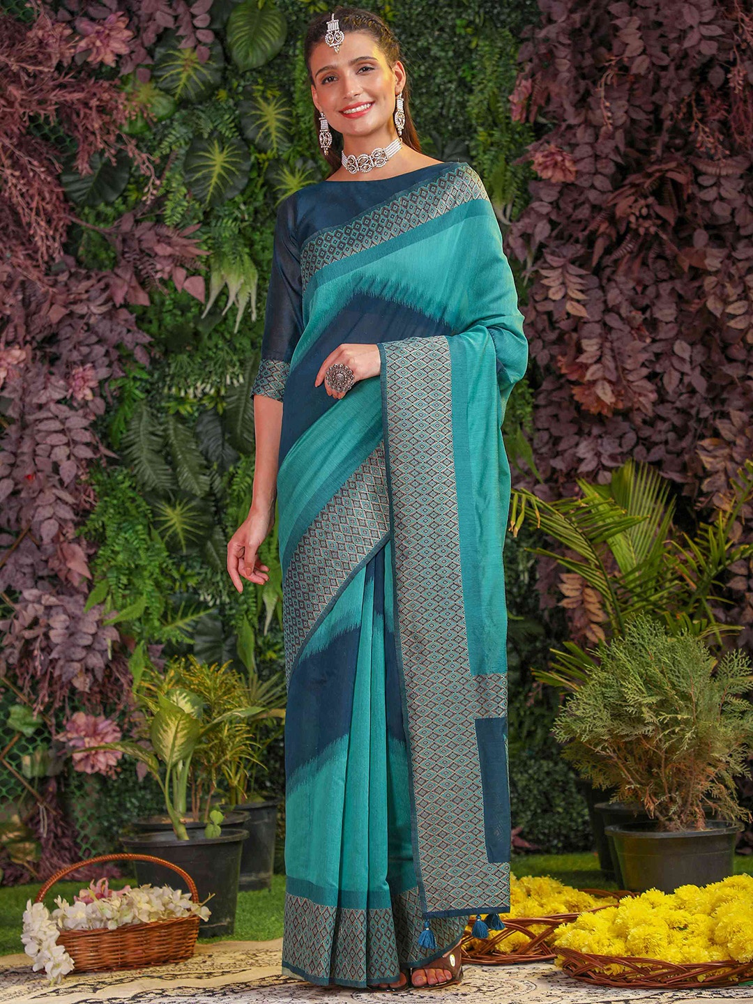 

elora Colourblocked Zari Bhagalpuri Saree, Blue