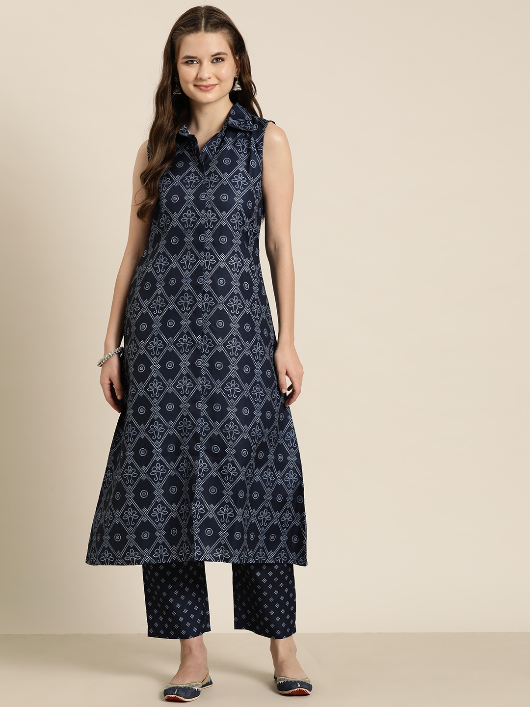 

HERE&NOW Women Ethnic Motifs Printed Regular Kurta with Trousers, Navy blue