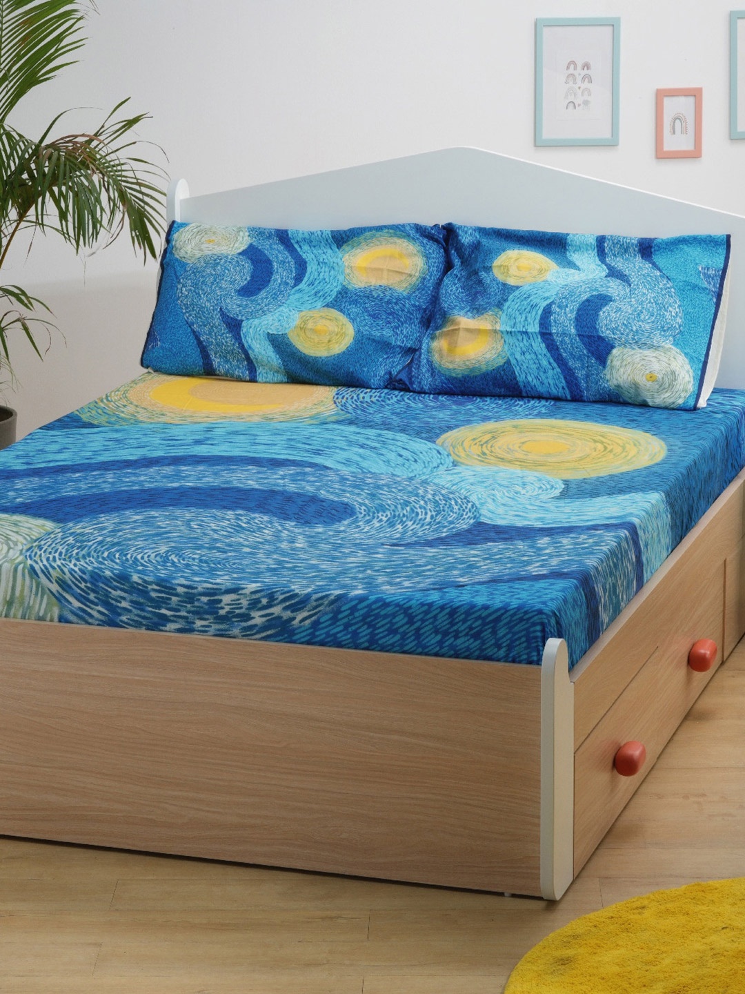 

Smartsters Vincents Vision Blue Printed 180 TC Cotton Queen Bedsheet & 2 Pillow Covers