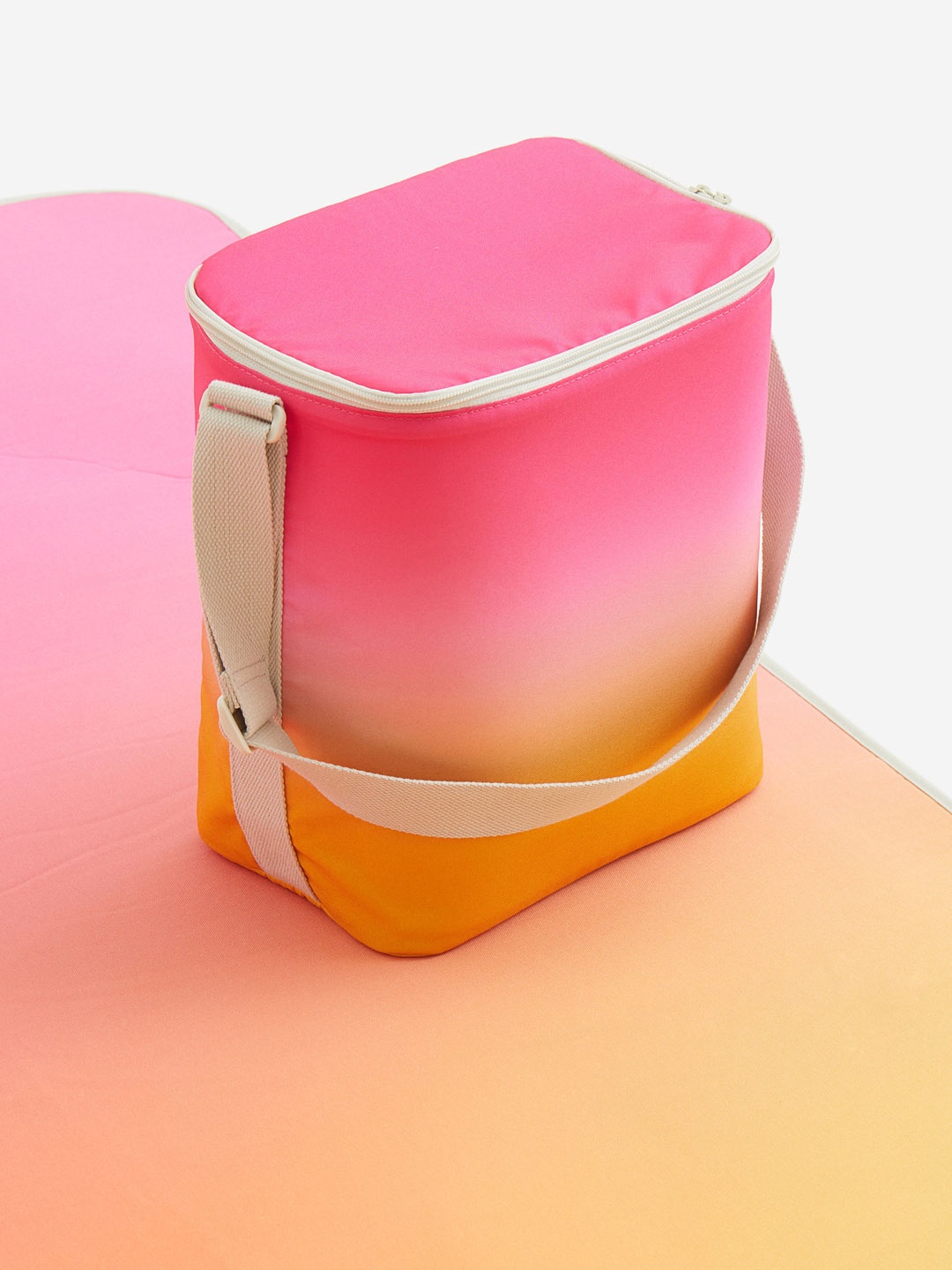 

H&M Pink & Orange Cool Bag With A Shoulder Strap