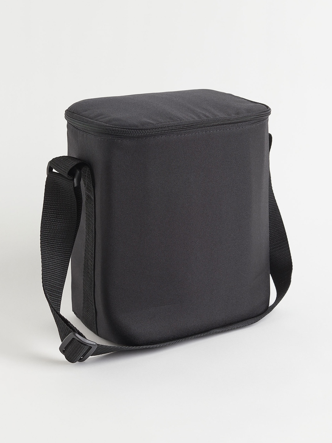 

H&M Black Cool Bag With A Shoulder Strap
