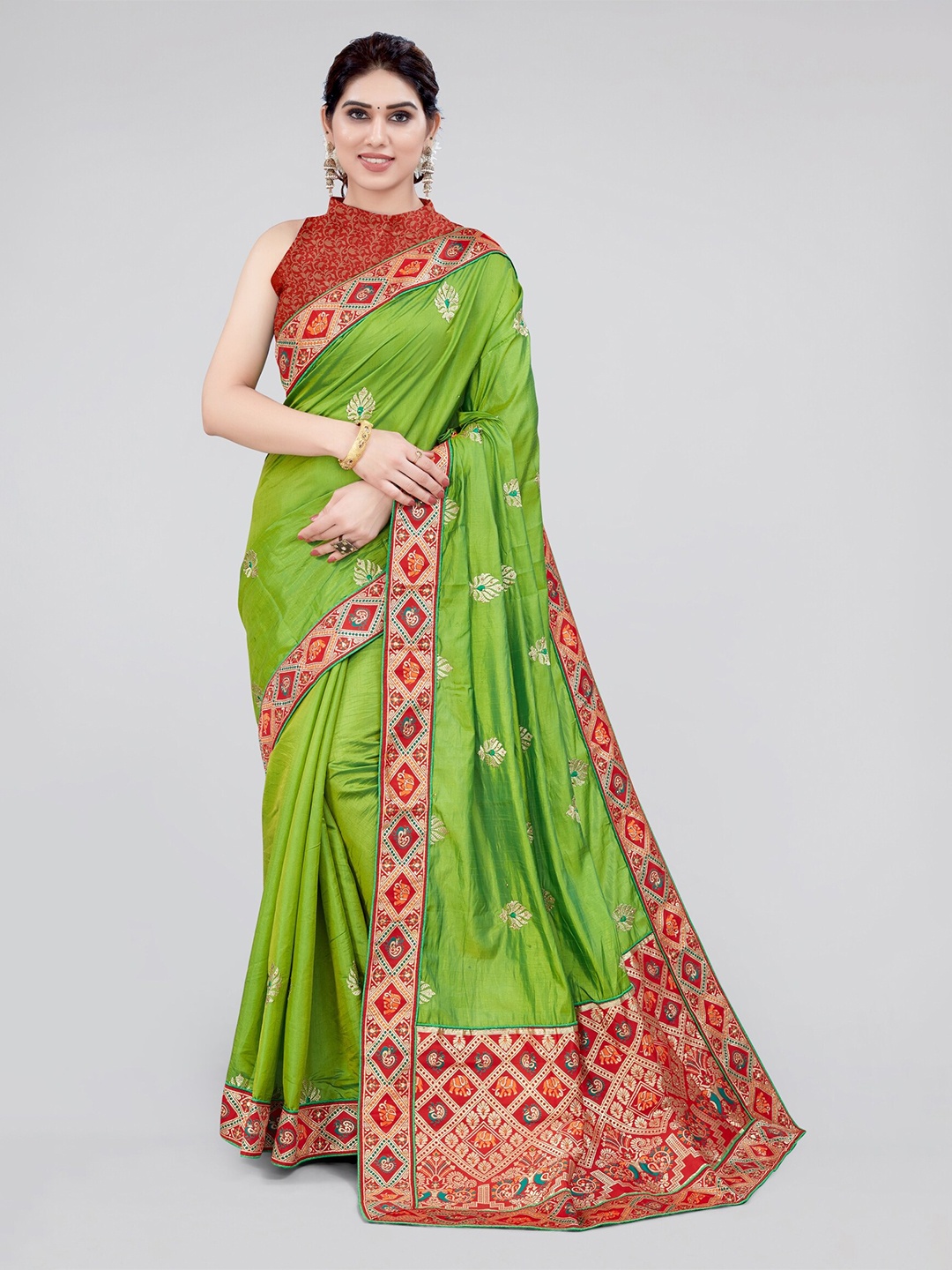

MIRCHI FASHION Ethnic Woven Design Zari Pure Silk Saree, Green