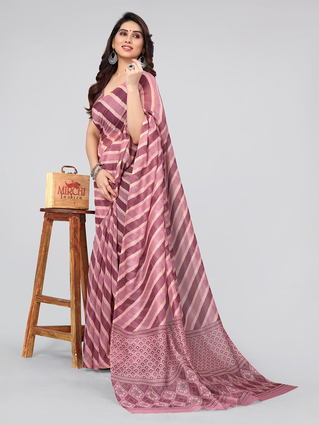 

MIRCHI FASHION Leheriya Printed Saree, Pink