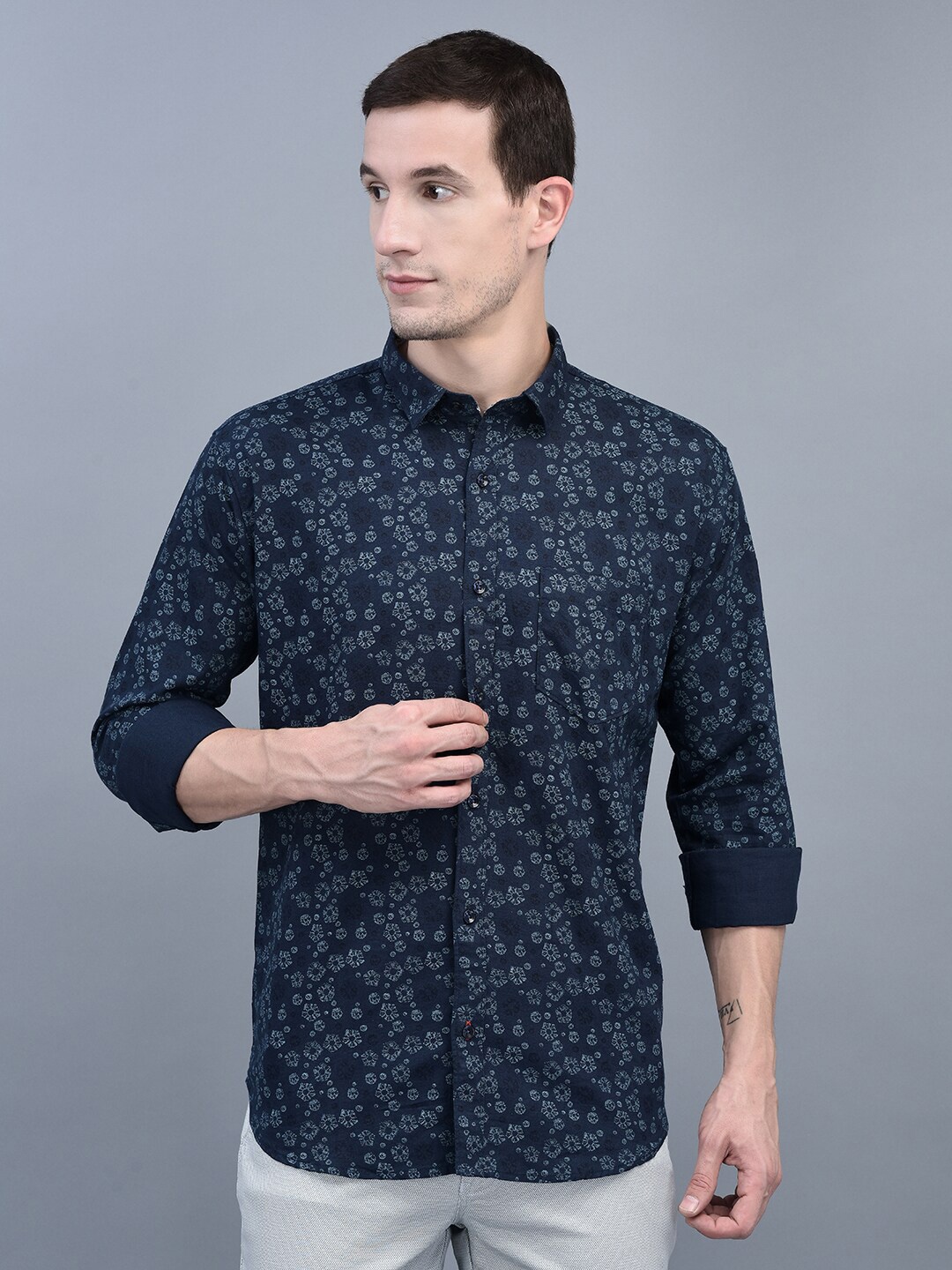 

COBB Floral Printed Slim Fit Casual Shirt, Navy blue