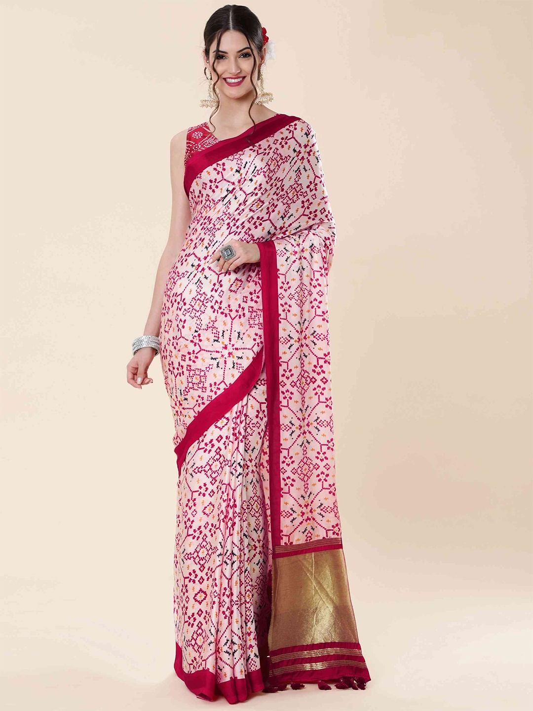 

elora Ethnic Motifs Printed Zari Pure Silk Patola Saree, Cream