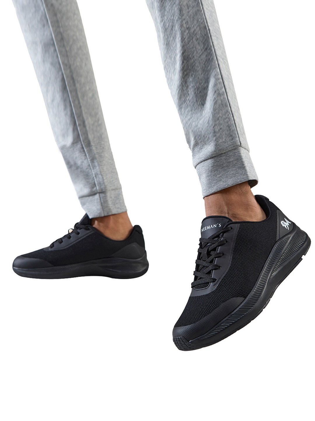 

NEEMANS Textured Memory Foam Insole Sneakers, Black