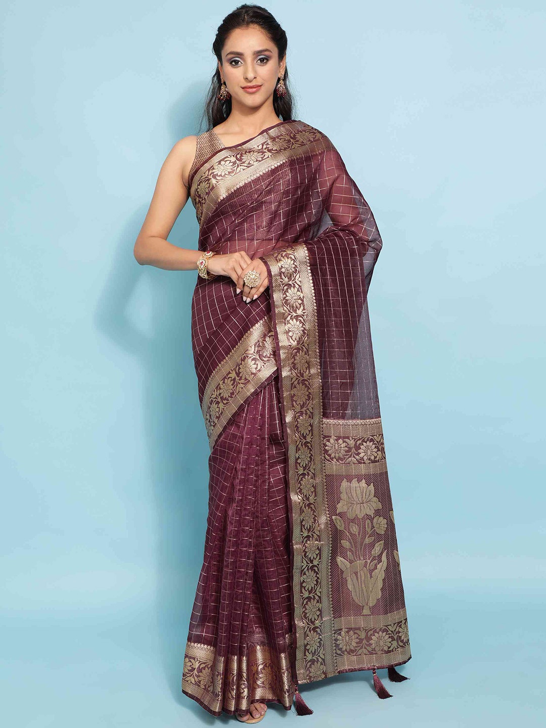 

elora Checked Zari Organza Banarasi Saree, Brown