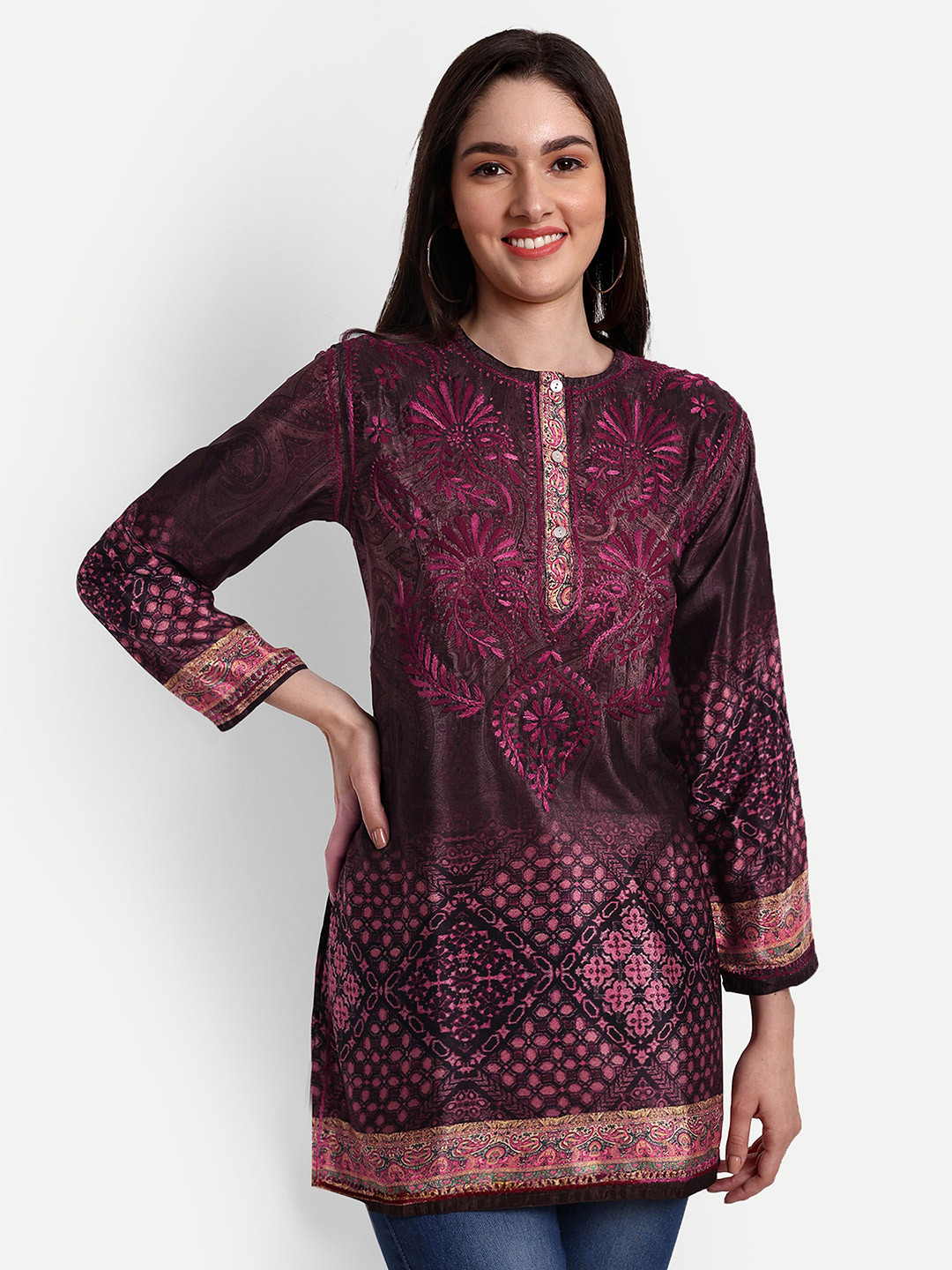 

Indiankala4u Chikankari Embroidered Tunic, Maroon