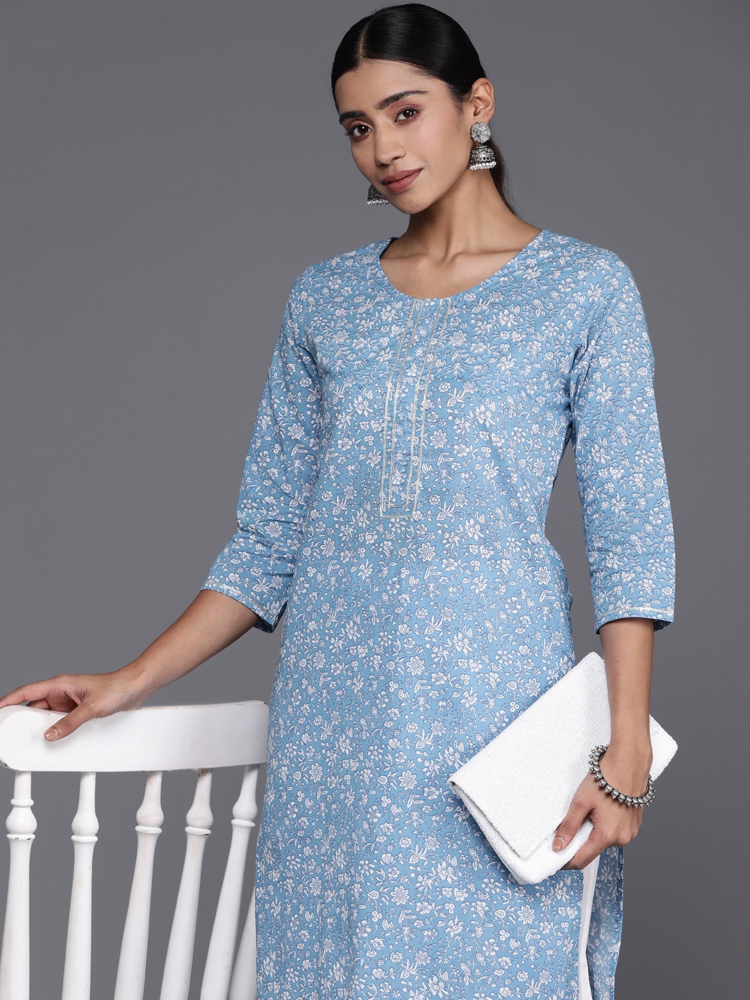 

Varanga Women Floral Printed Cotton Gotta Patti Kurta, Blue