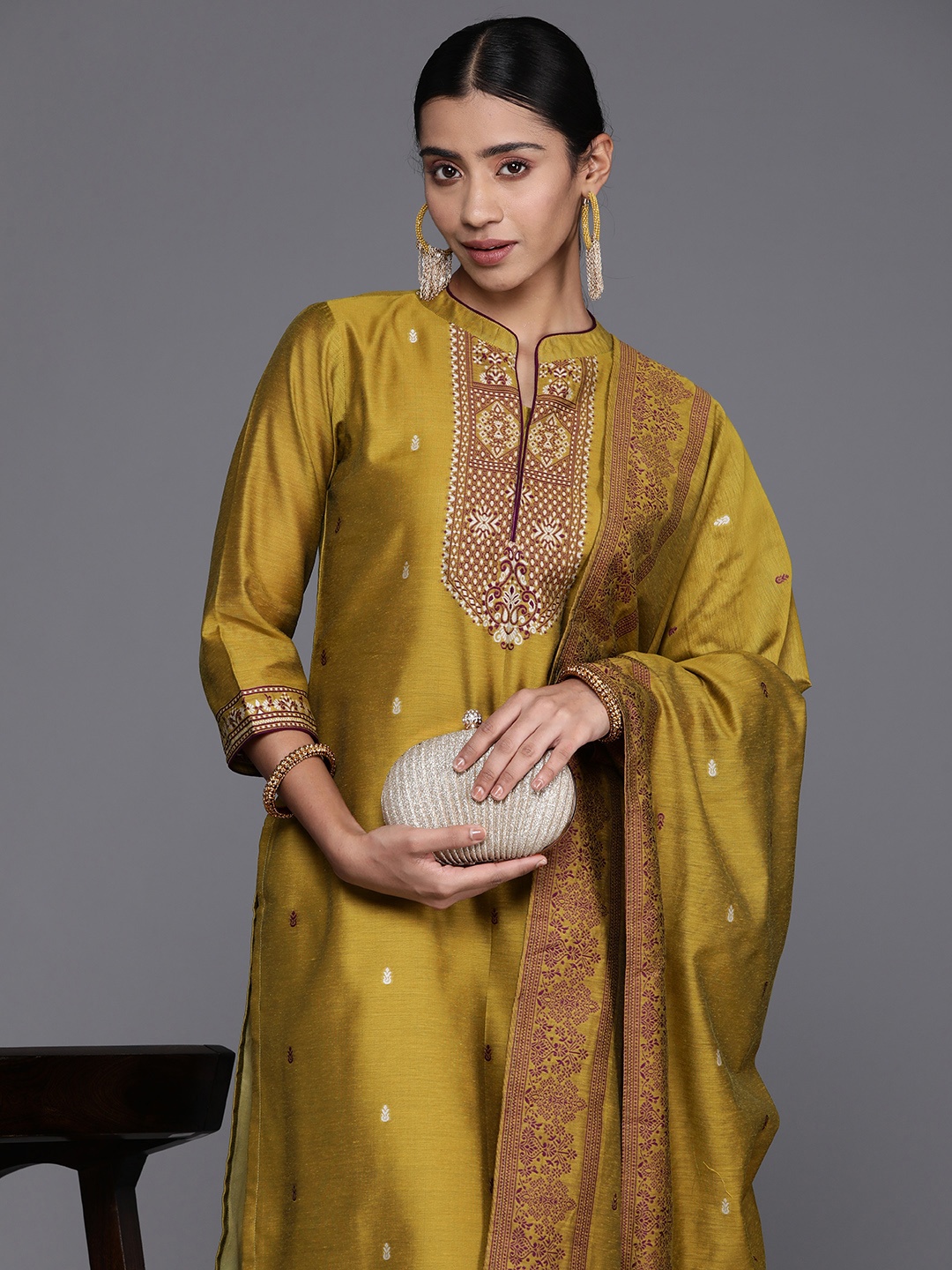 

Varanga Woven Yoke Design Chanderi Silk Kurta with Trouser & Dupatta, Olive