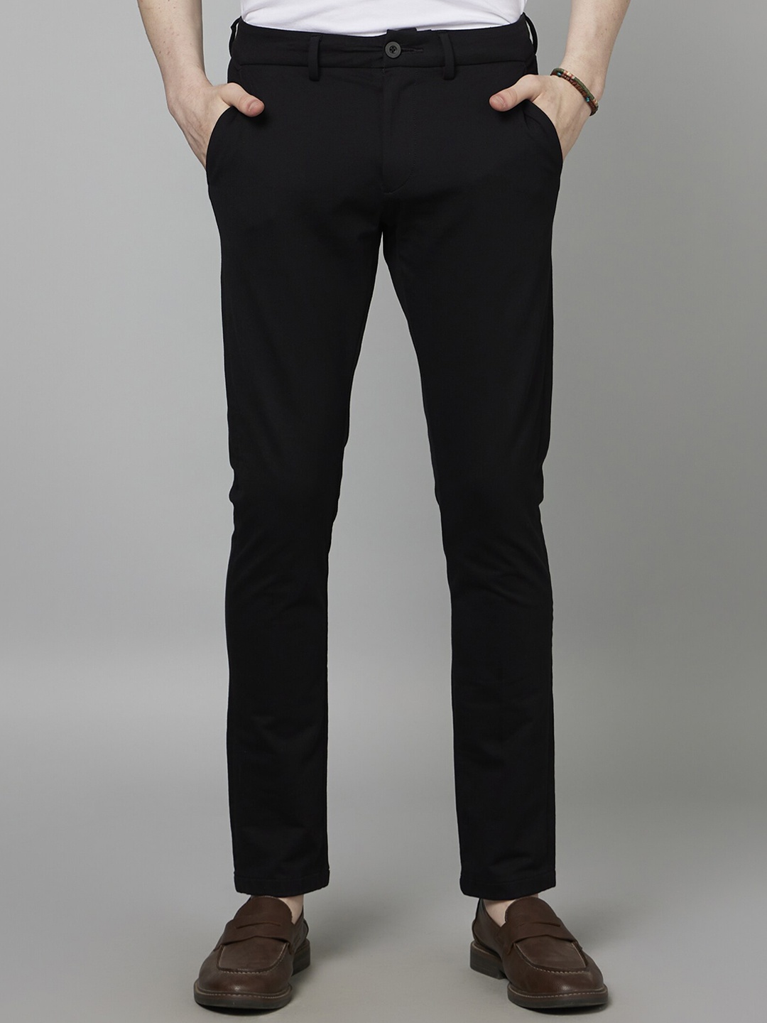 

Celio Men Mid-Rise Classic Slim Fit Plain Cotton Formal Trousers, Black