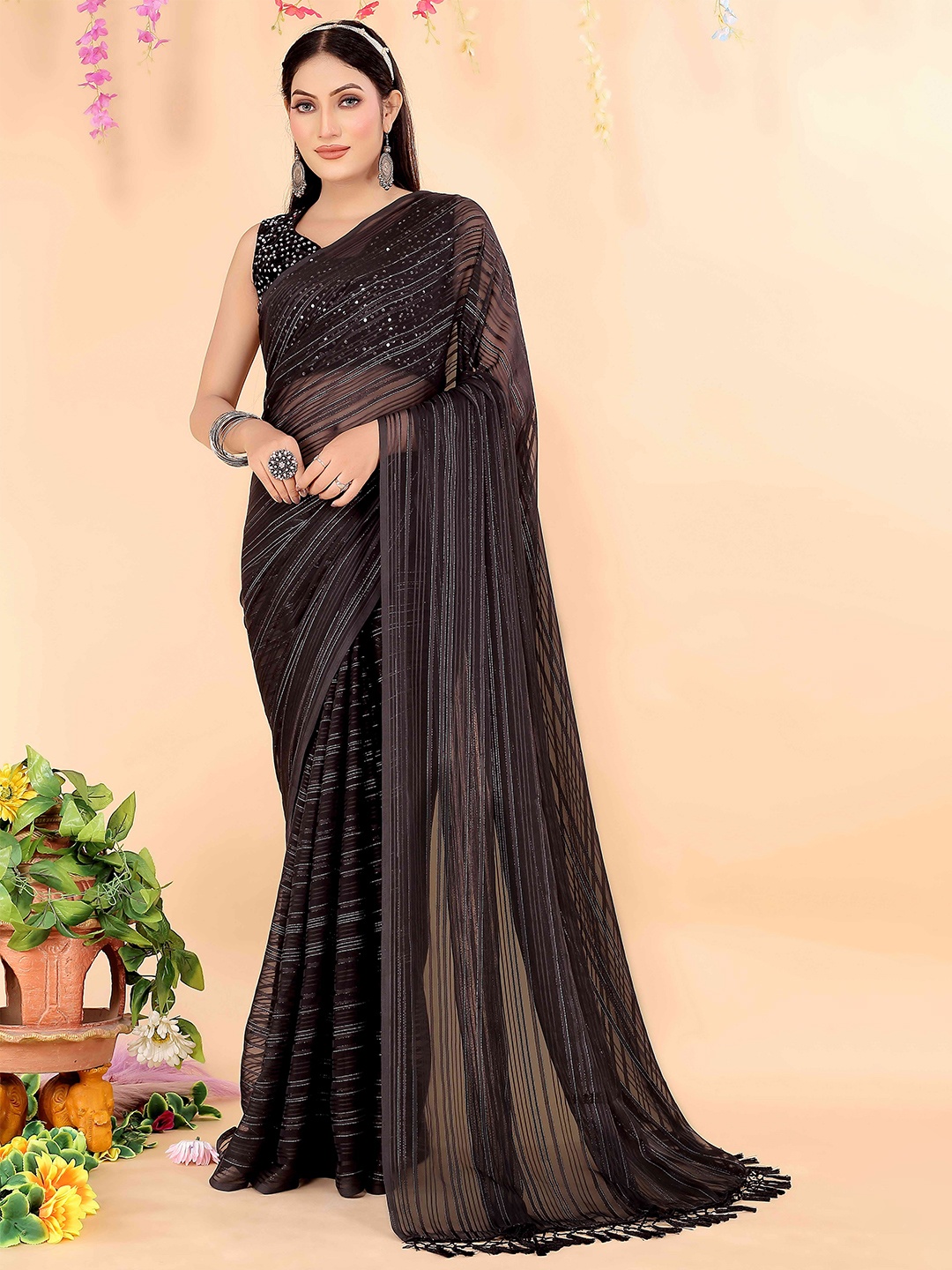 

Florence Woven Design Sequinned Saree, Black