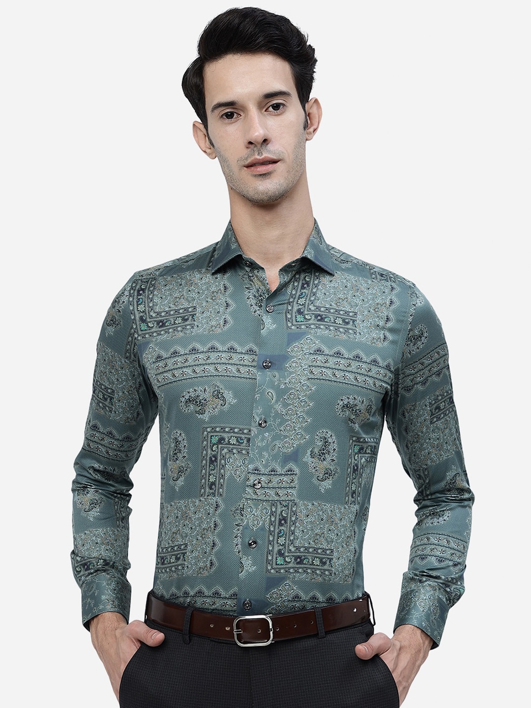 

JB STUDIO Slim Fit Ethnic Motifs Printed Denim Weave Pure Cotton Formal Shirt, Green