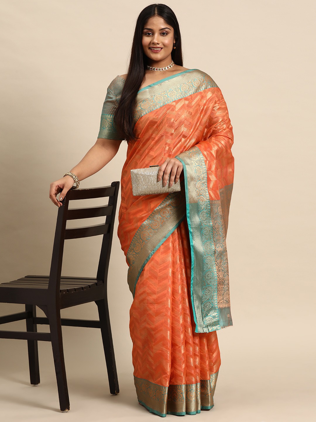 

Sztori Woven Design Geometric Zari Organza Banarasi Saree, Peach