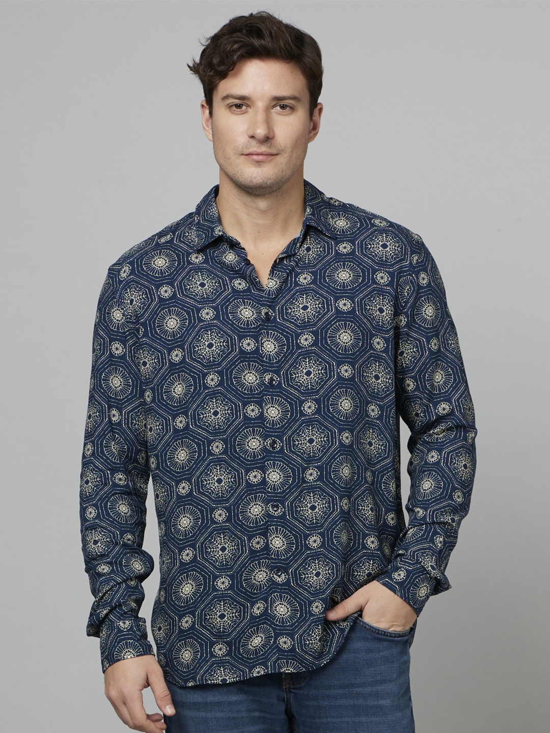 

Celio Classic Ethnic Printed Casual Shirt, Navy blue