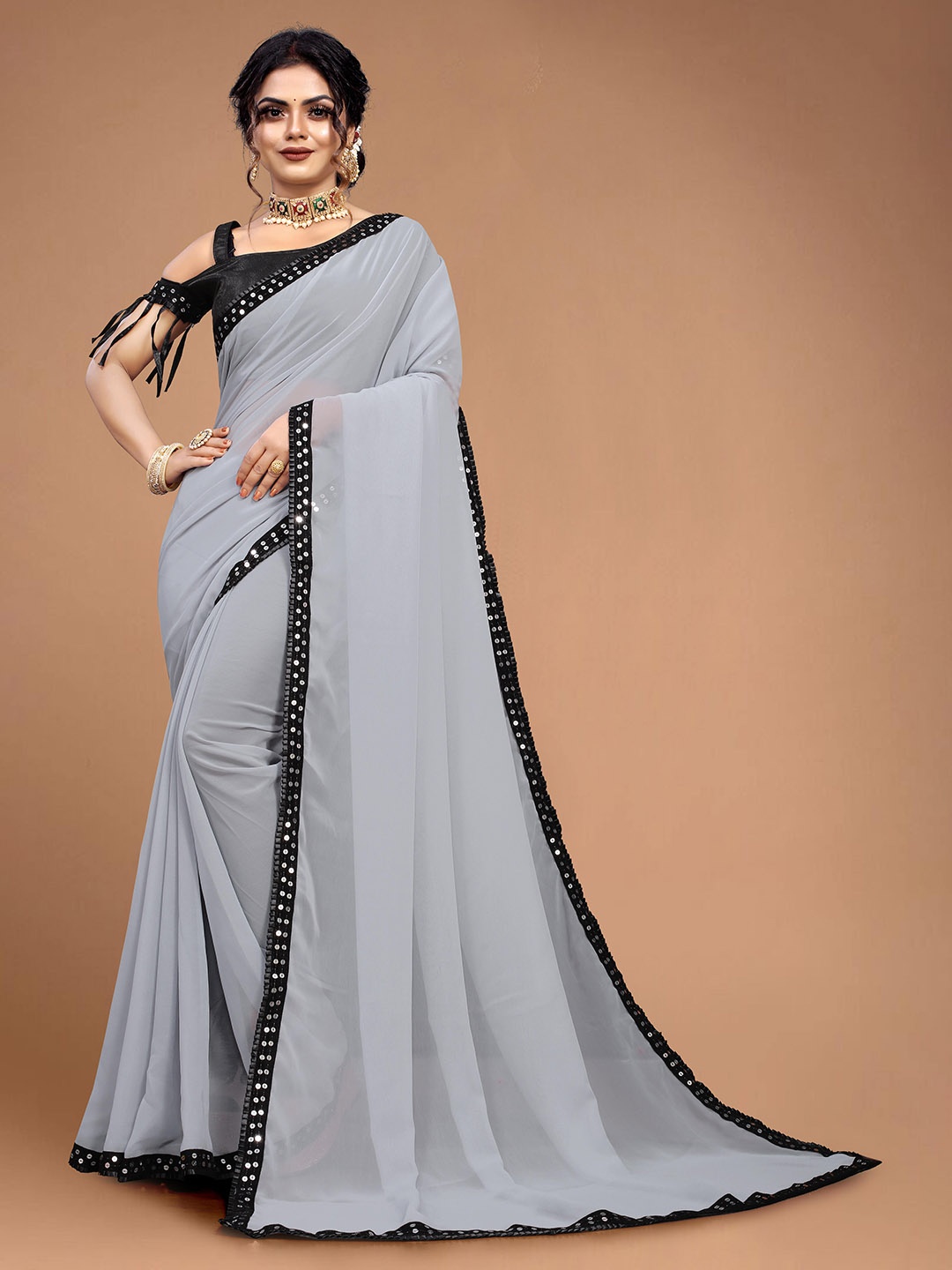 

MAGMINA Sequinned Embellished Border Pure Georgette Saree, Grey