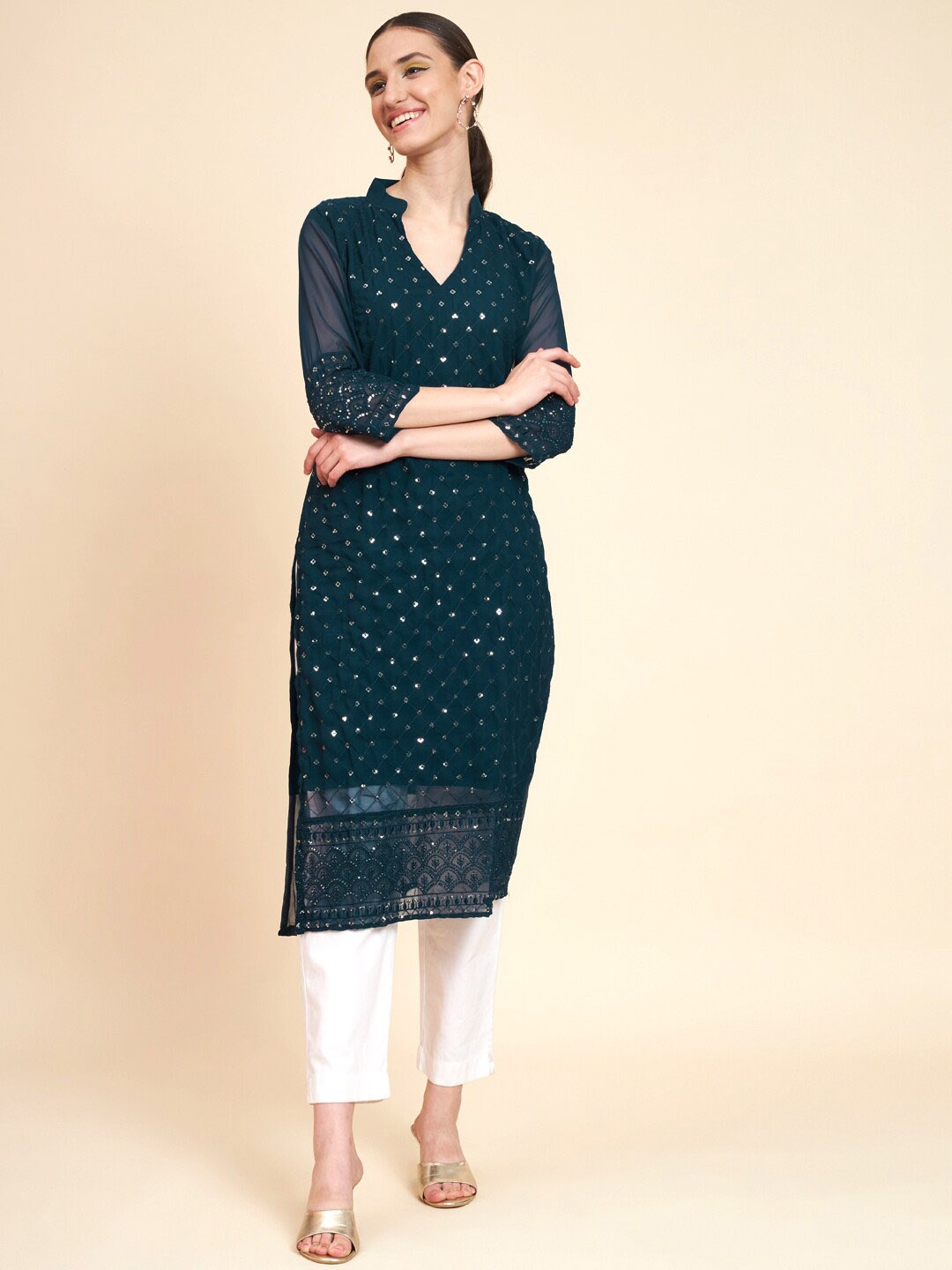 

VAIRAGEE Embellished Sequinned Georgette Kurta, Teal