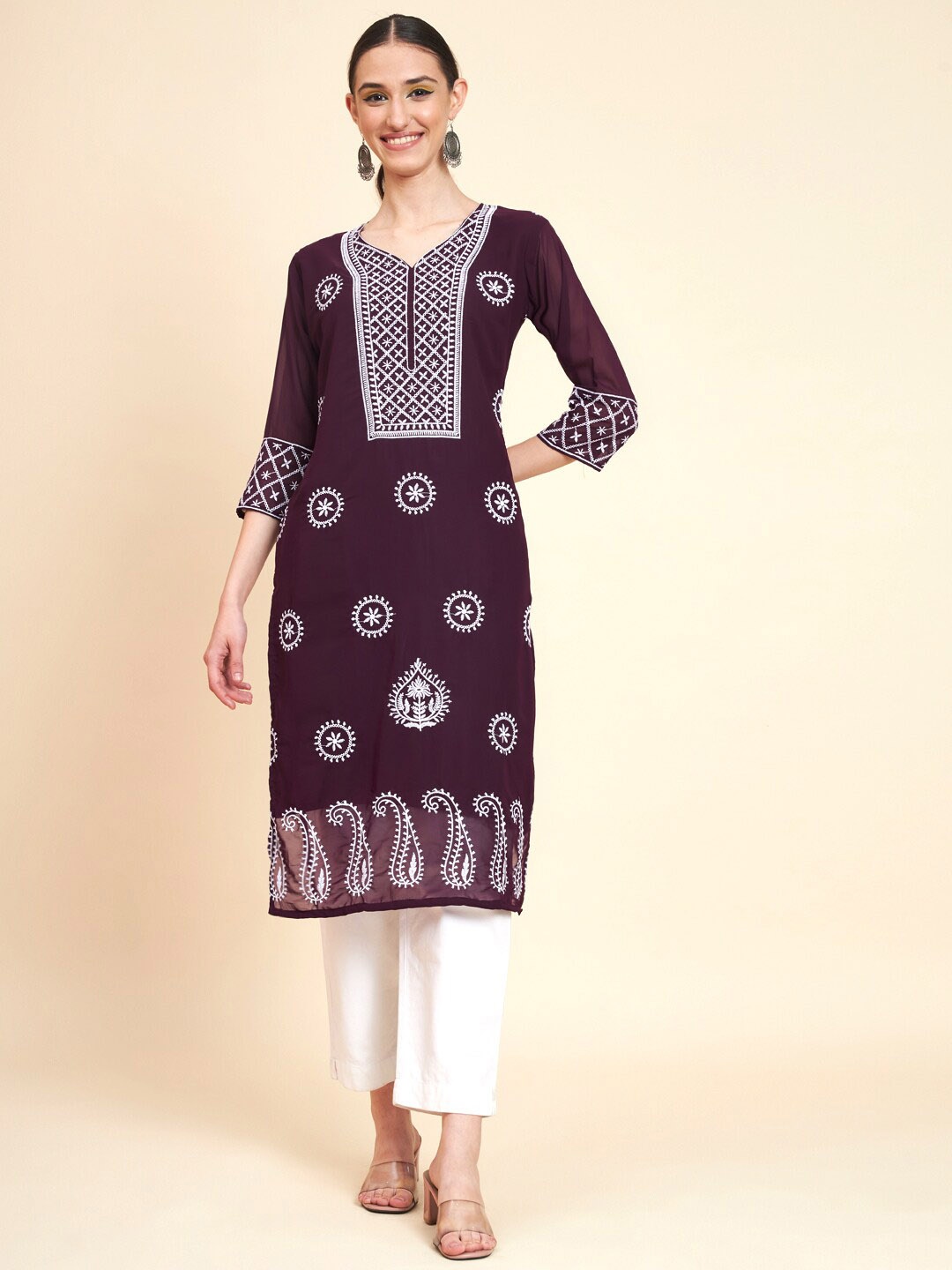 

VAIRAGEE Ethnic Motifs Embroidered Thread Work Georgette Kurta, Purple