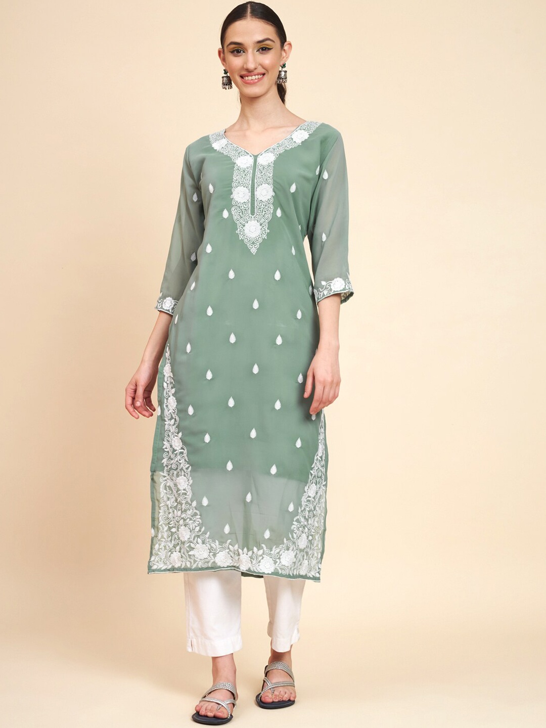 

VAIRAGEE Floral Embroidered Georgette A-Line Kurta, Olive