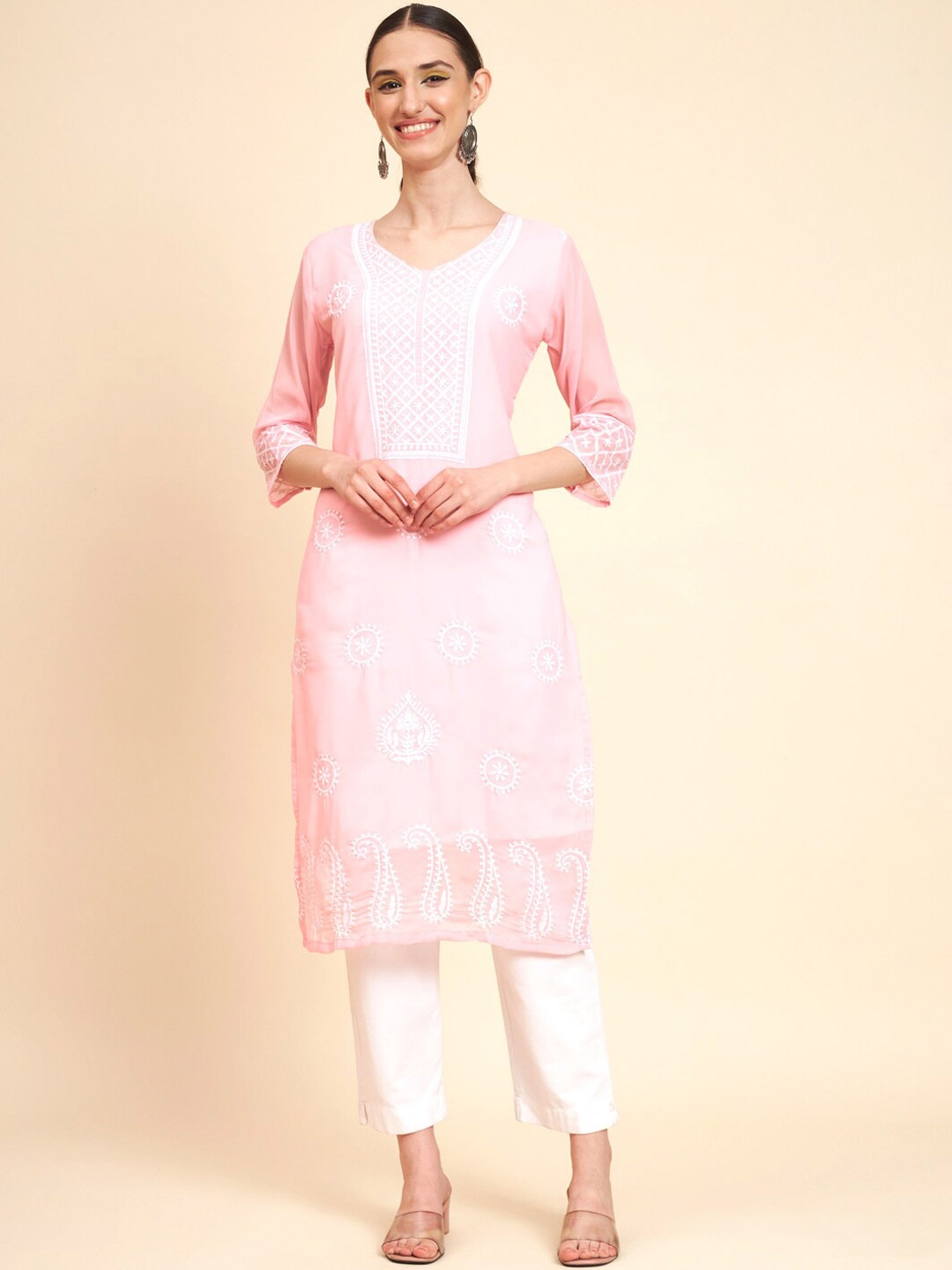 

VAIRAGEE Ethnic Motifs Embroidered Thread Work Georgette Kurta, Pink