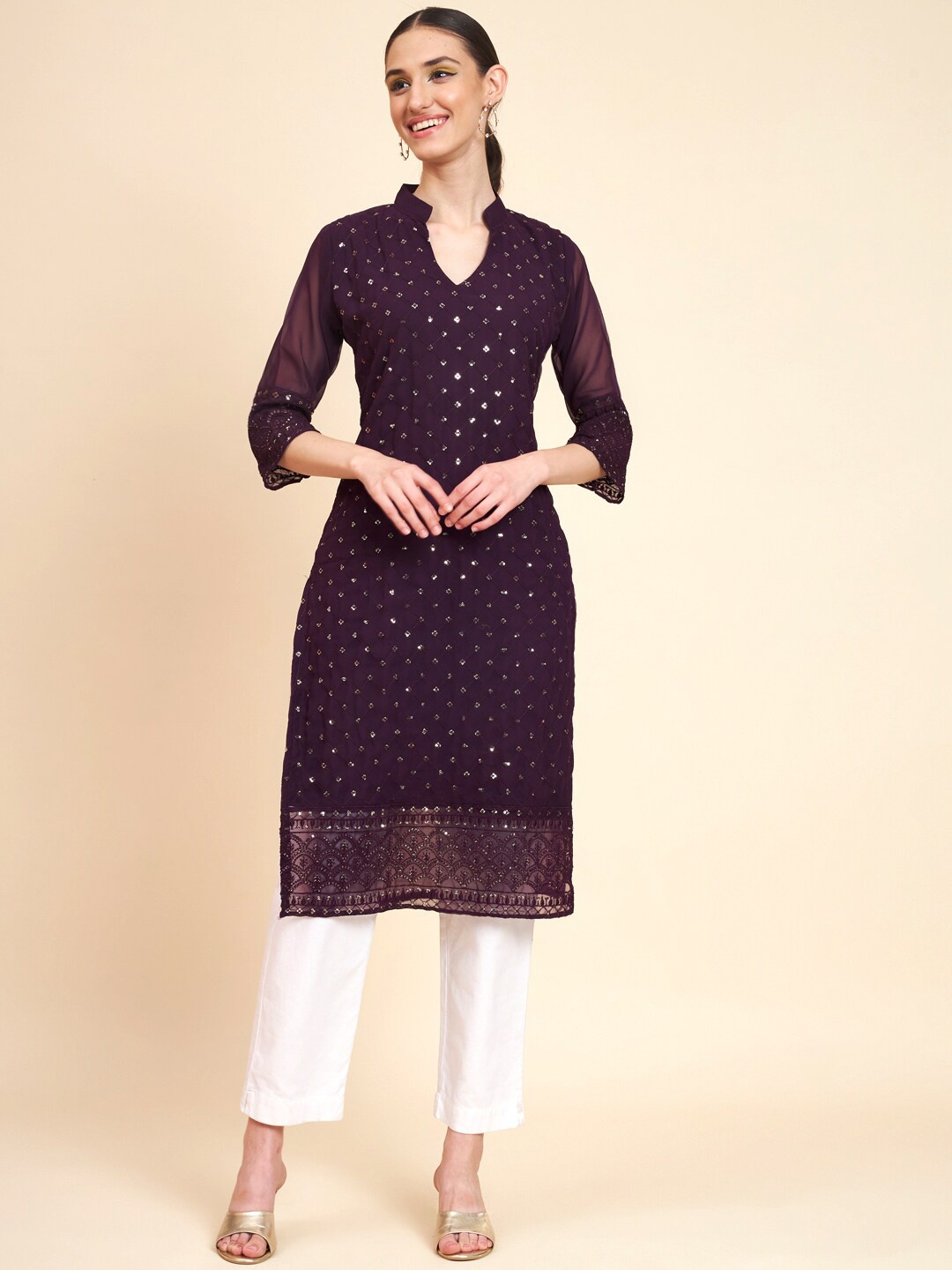 

VAIRAGEE Embellished Sequinned Georgette Kurta, Purple