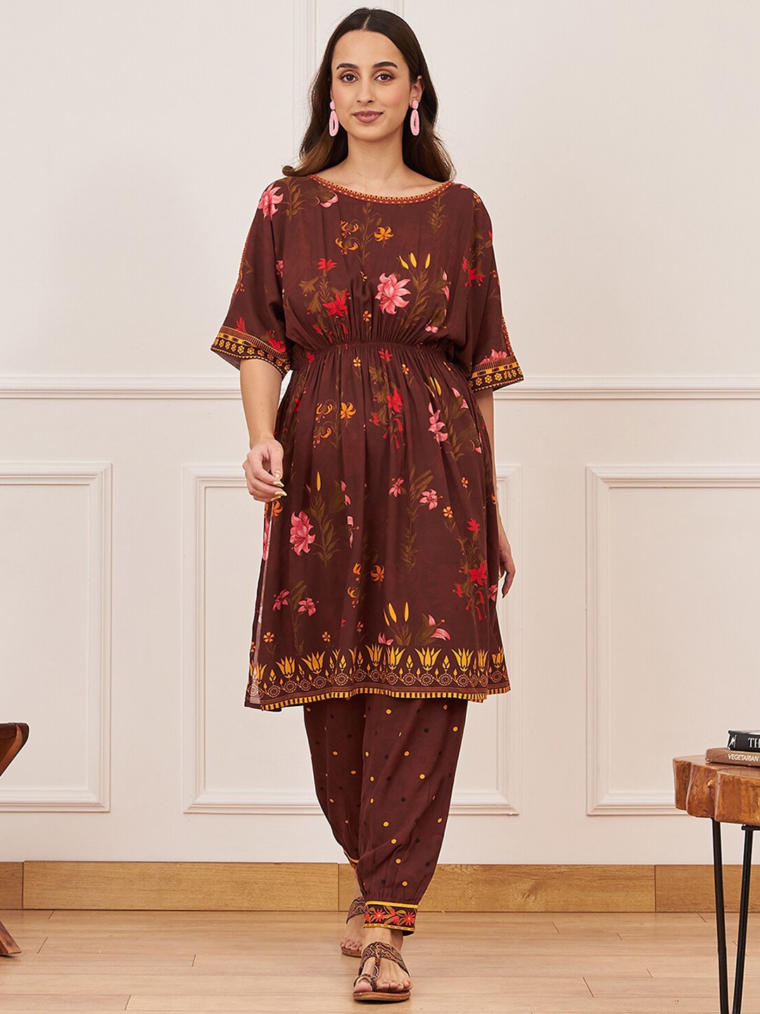 

Rustorange Floral Printed Kaftan Kurta With Salwar, Brown