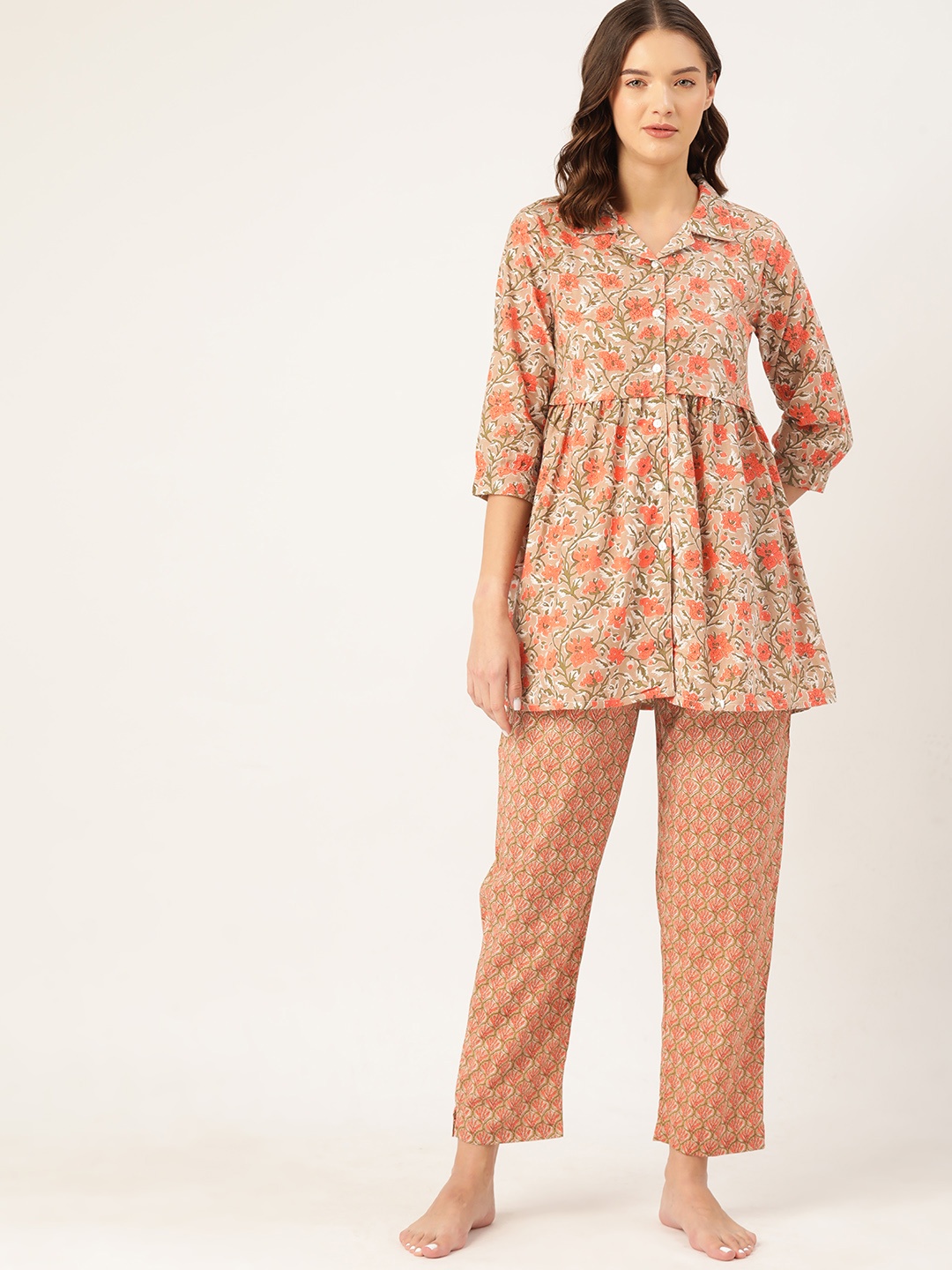 

ETC Women Floral Printed Pure Cotton Night Suit, Beige