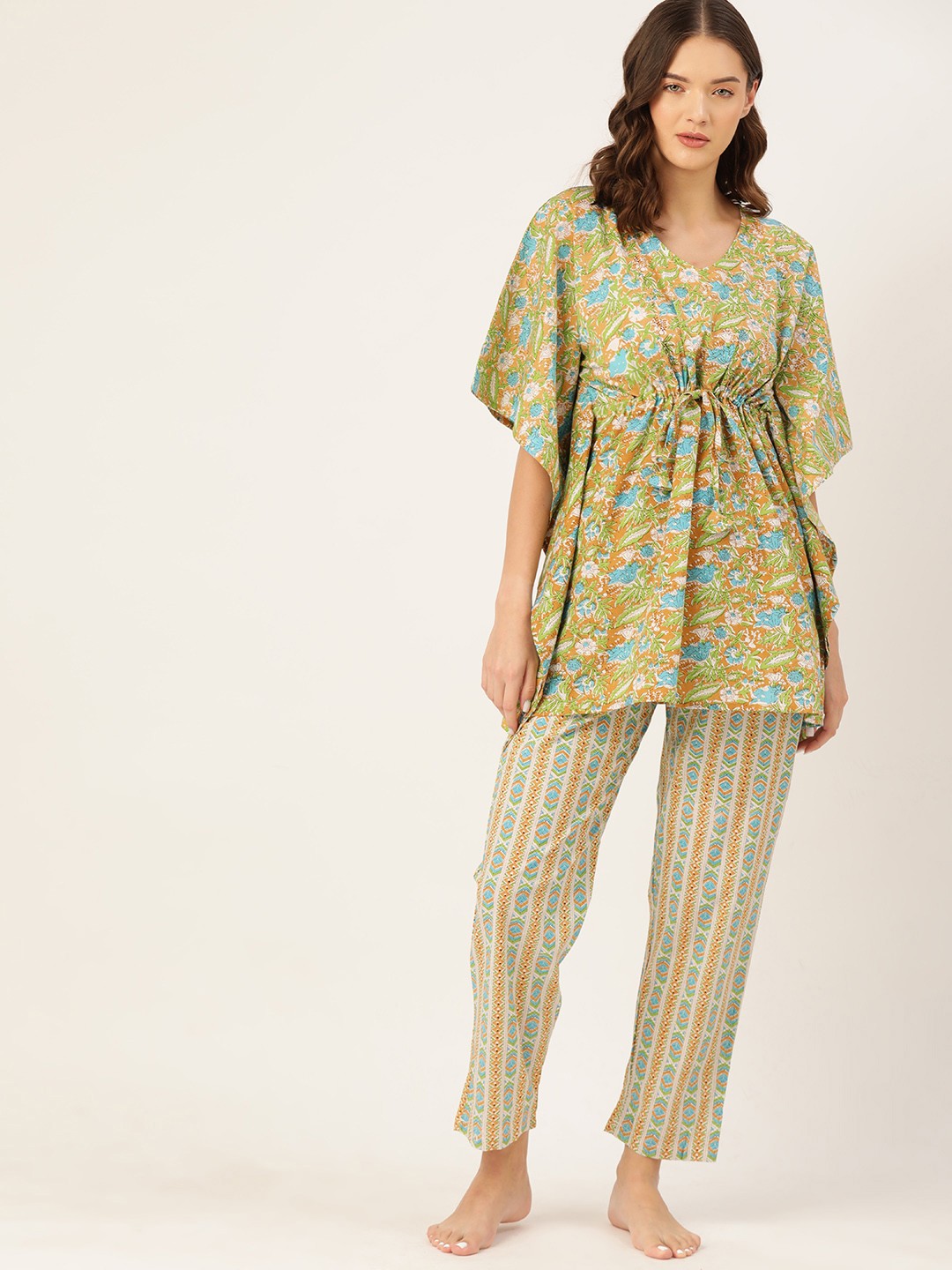 

ETC Women Floral Printed Pure Cotton Kaftan Night Suit, Green