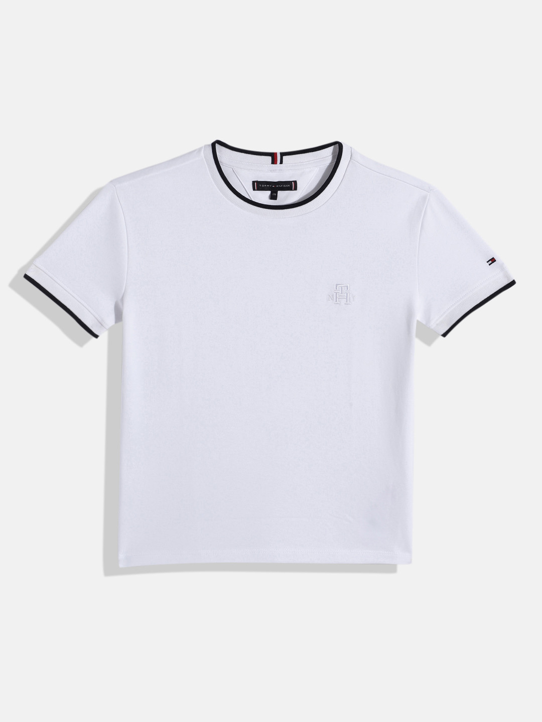 

Tommy Hilfiger Boys Solid Pure Cotton T-shirt, White
