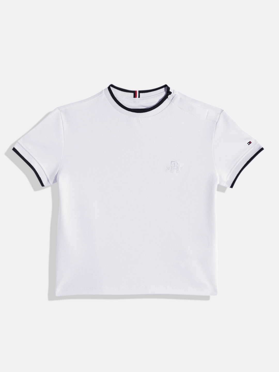 

Tommy Hilfiger Boys Solid Pure Cotton T-shirt, White