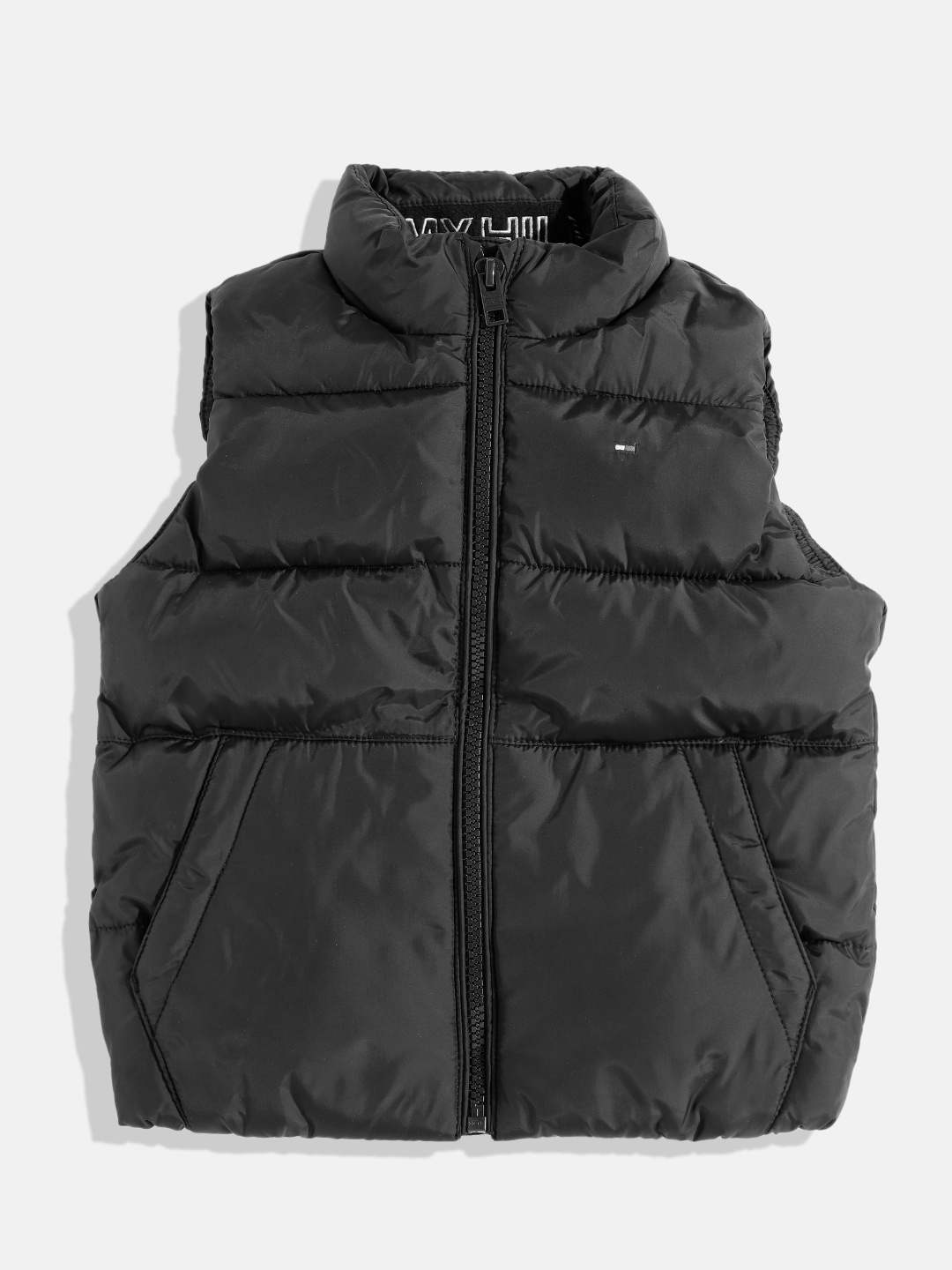 

Tommy Hilfiger Boys Windcheater Sleeveless Padded Jacket, Black