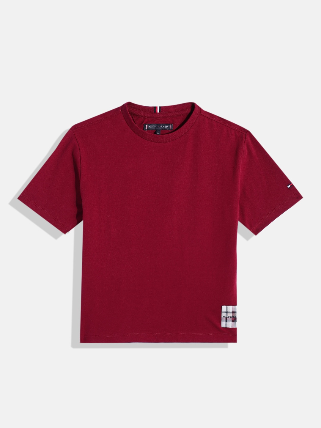 

Tommy Hilfiger Boys Solid Regular Fit T-shirt, Maroon