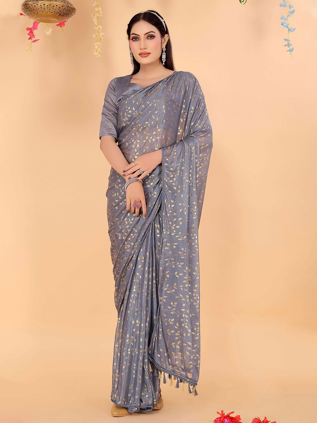 

Florence Floral Printed Saree, Grey