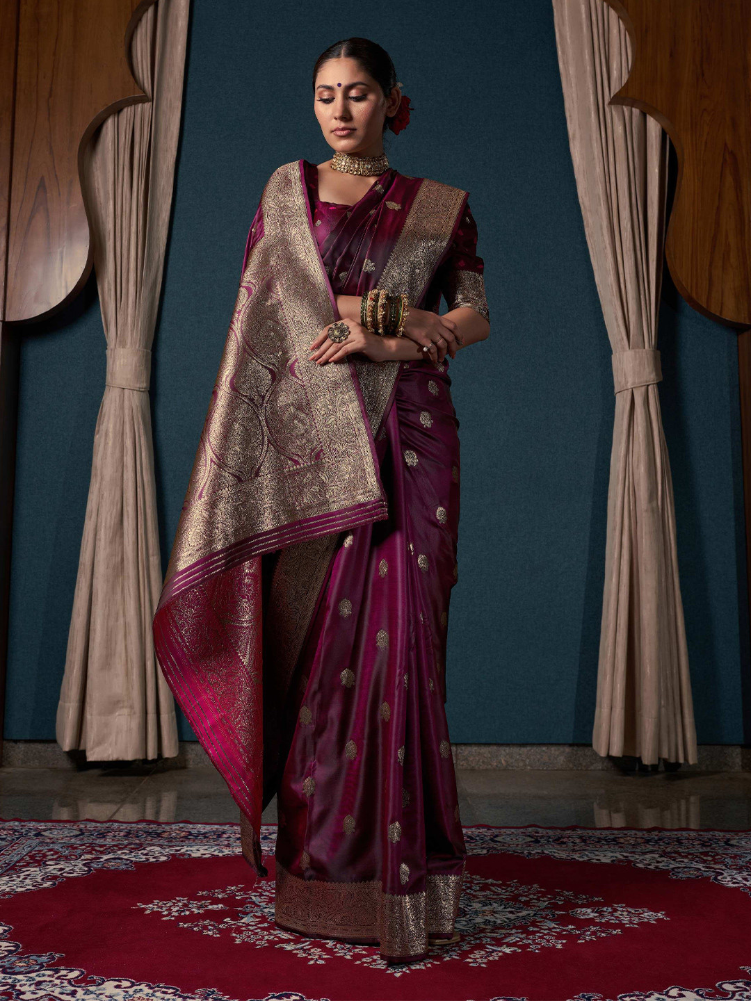 

Vardha Ethnic Motifs Woven Design Zari Satin Banarasi Saree, Purple