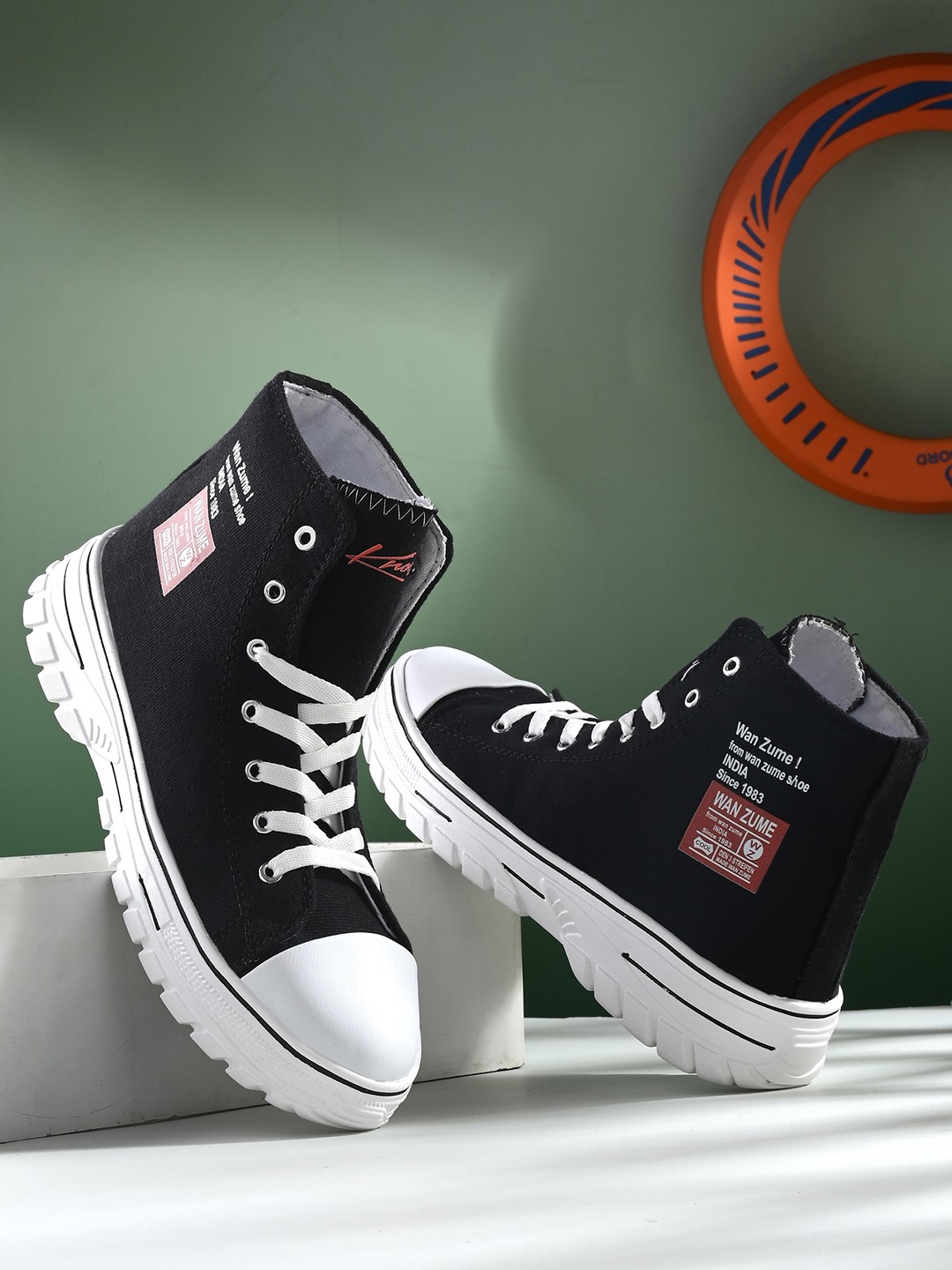 

knoos Men Printed Canvas Lightweight Mid-Top Sneakers, Black