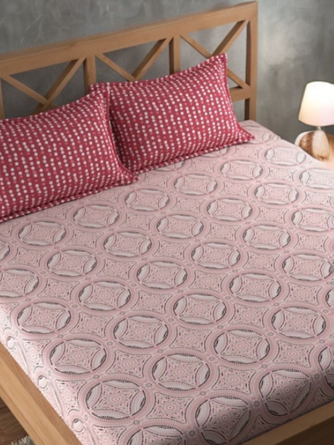 

Bajo's Pink & White Ethnic Motifs 350 TC Cotton King Bedsheet with 2 Pillow Covers