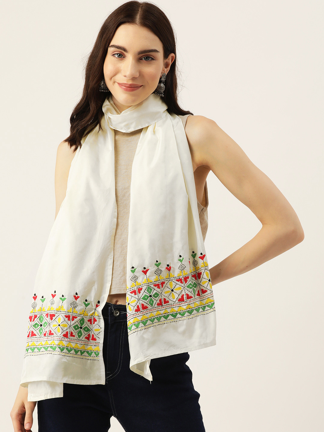 

ArtEastri Embroidered Stole, White