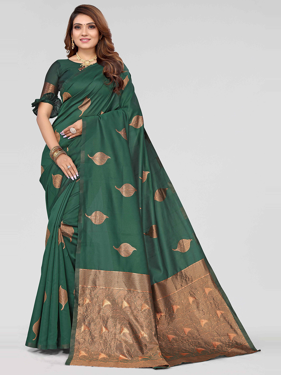 

MAGMINA Woven Design Zari Pure Silk Banarasi Saree, Green