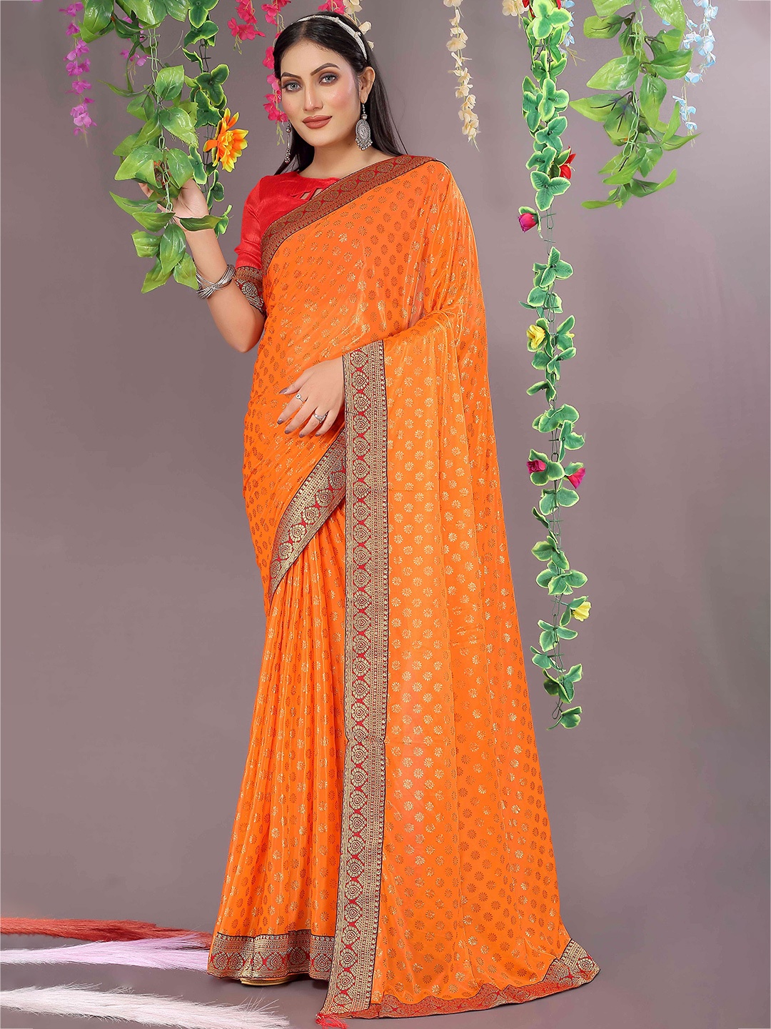 

SAADHVI Floral Printed Zari Saree, Orange